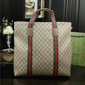 Gucci Beige Briefcase with Green and Red Accents